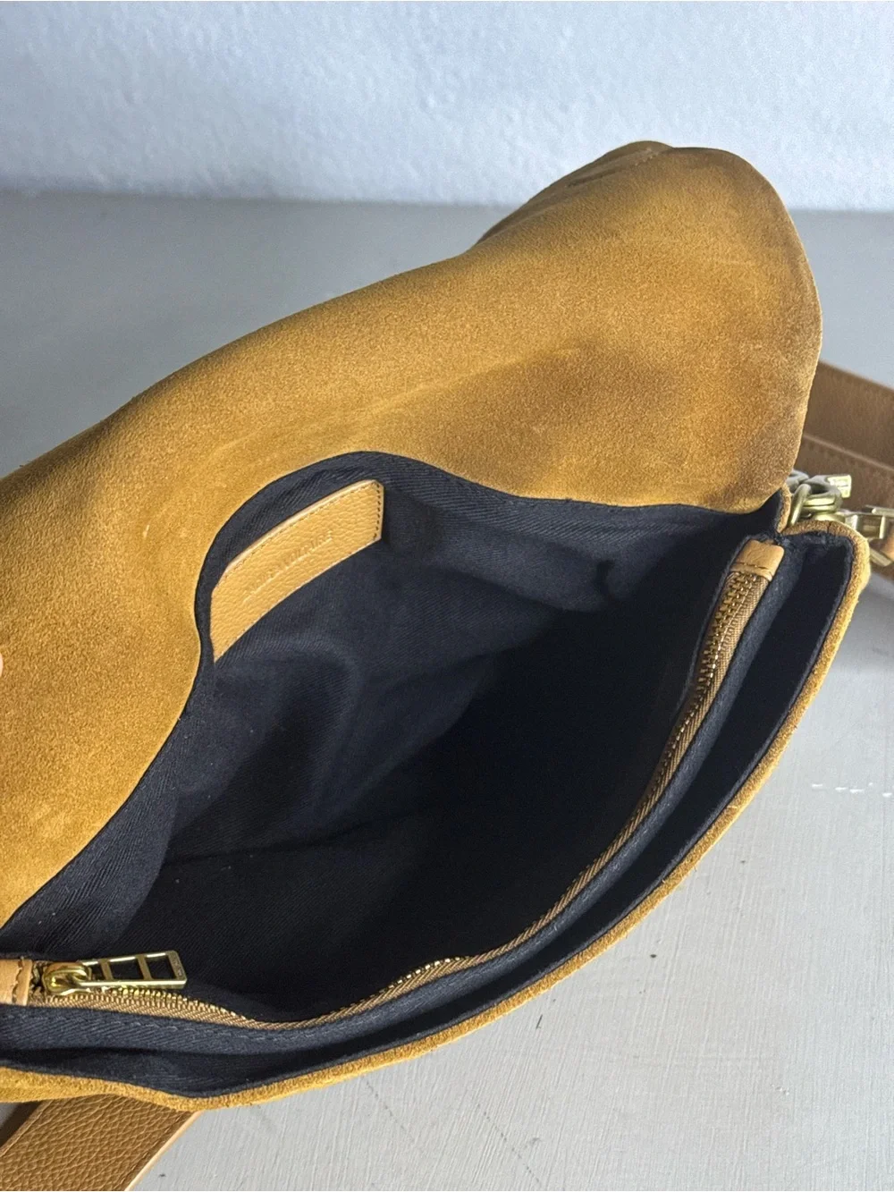 Zadig & Voltaire Rocky Suede Bag Tan Crossbody Clutch Gold Chain Calf Leather